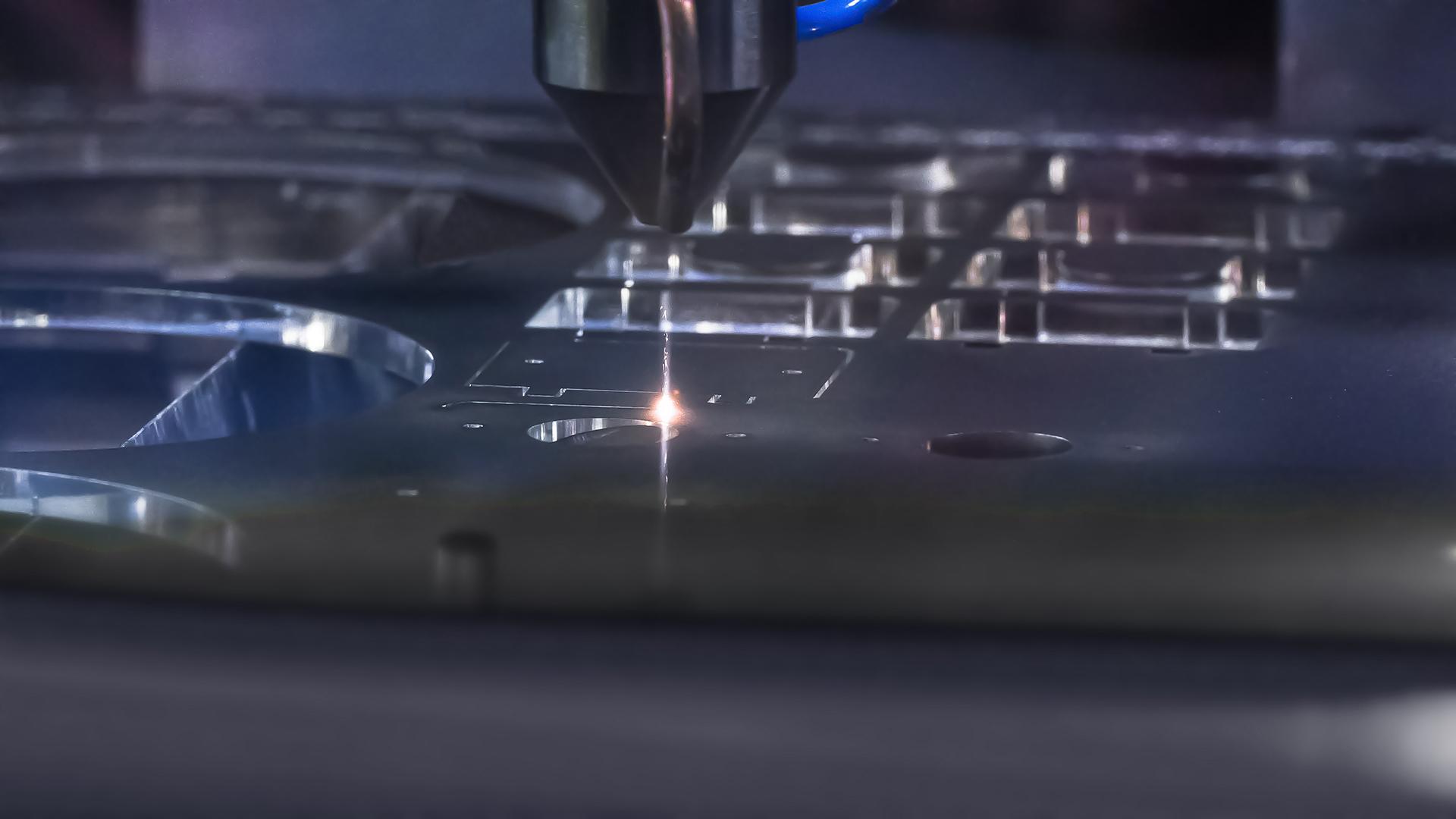 Gravotech LS900 großformatiger Lasergravierer
